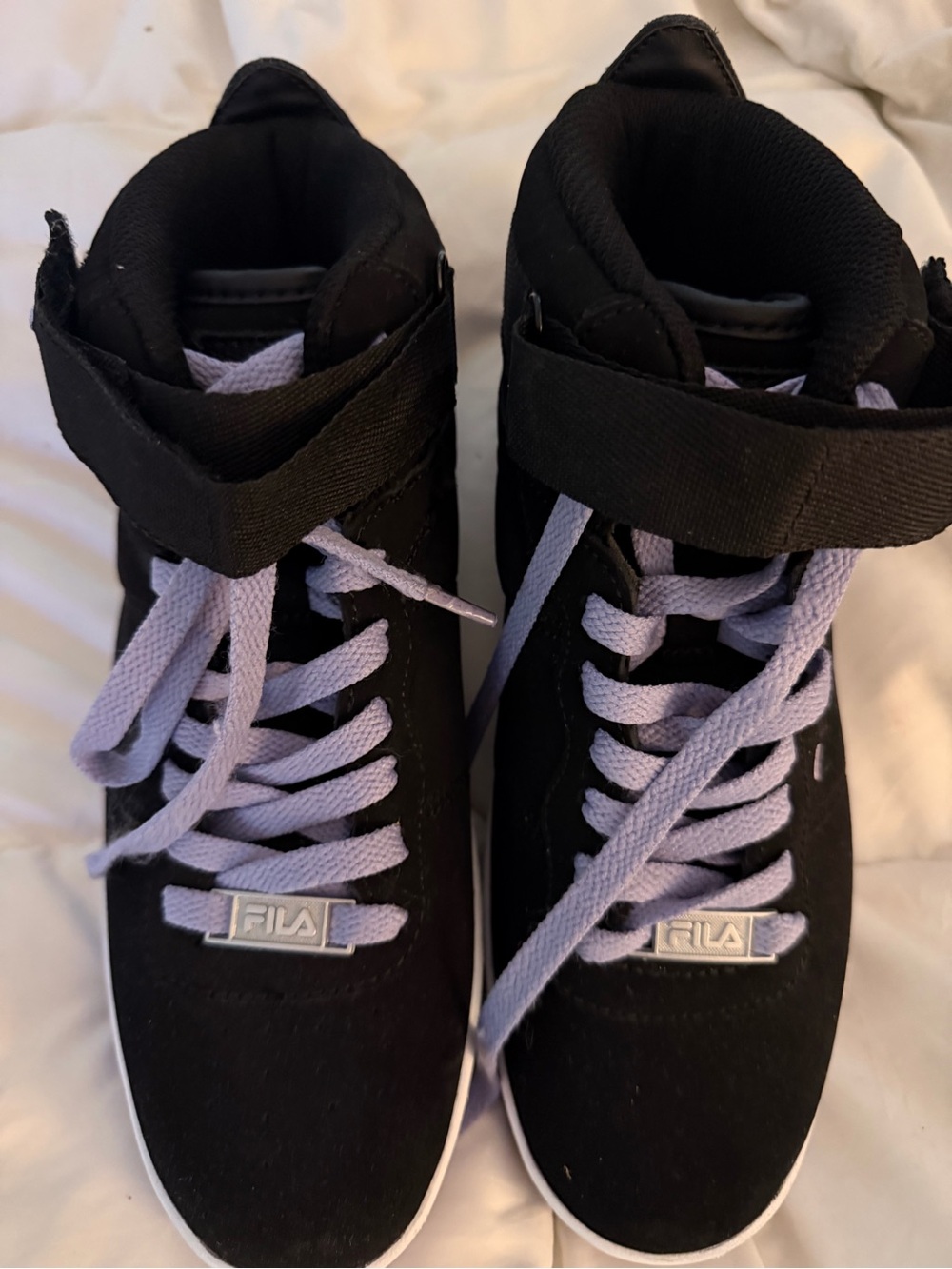 Fila Black High-Top Sneakers with Light Purple Laces
